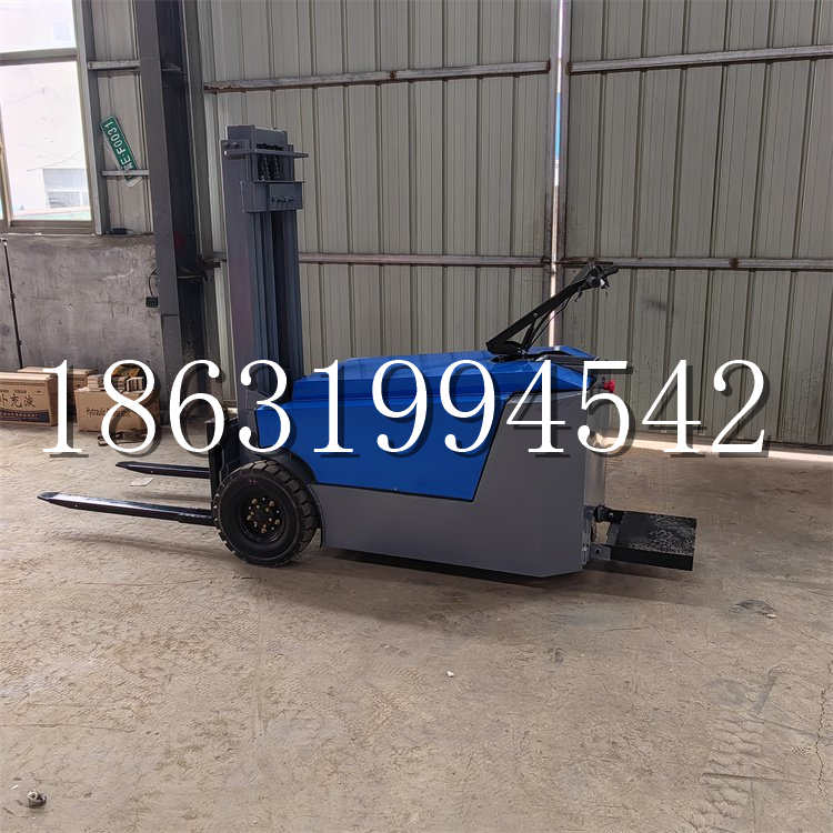 东山区全电动叉车插腿式堆高车液压装卸车1.5吨升高小型站驾式铲车